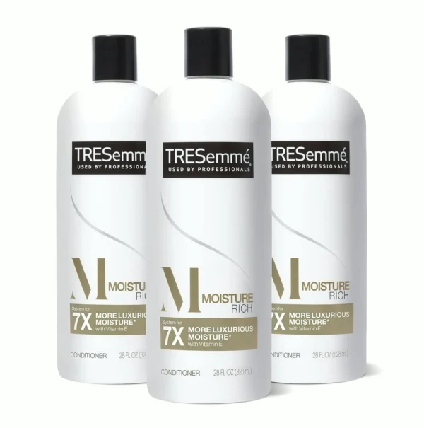 TRESemmé Moisturizing Conditioner for Dry Hair 3 Count